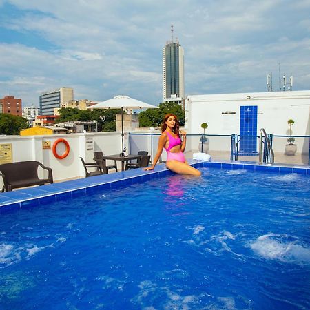 Tama Hotel Granada Real Кали Екстериор снимка