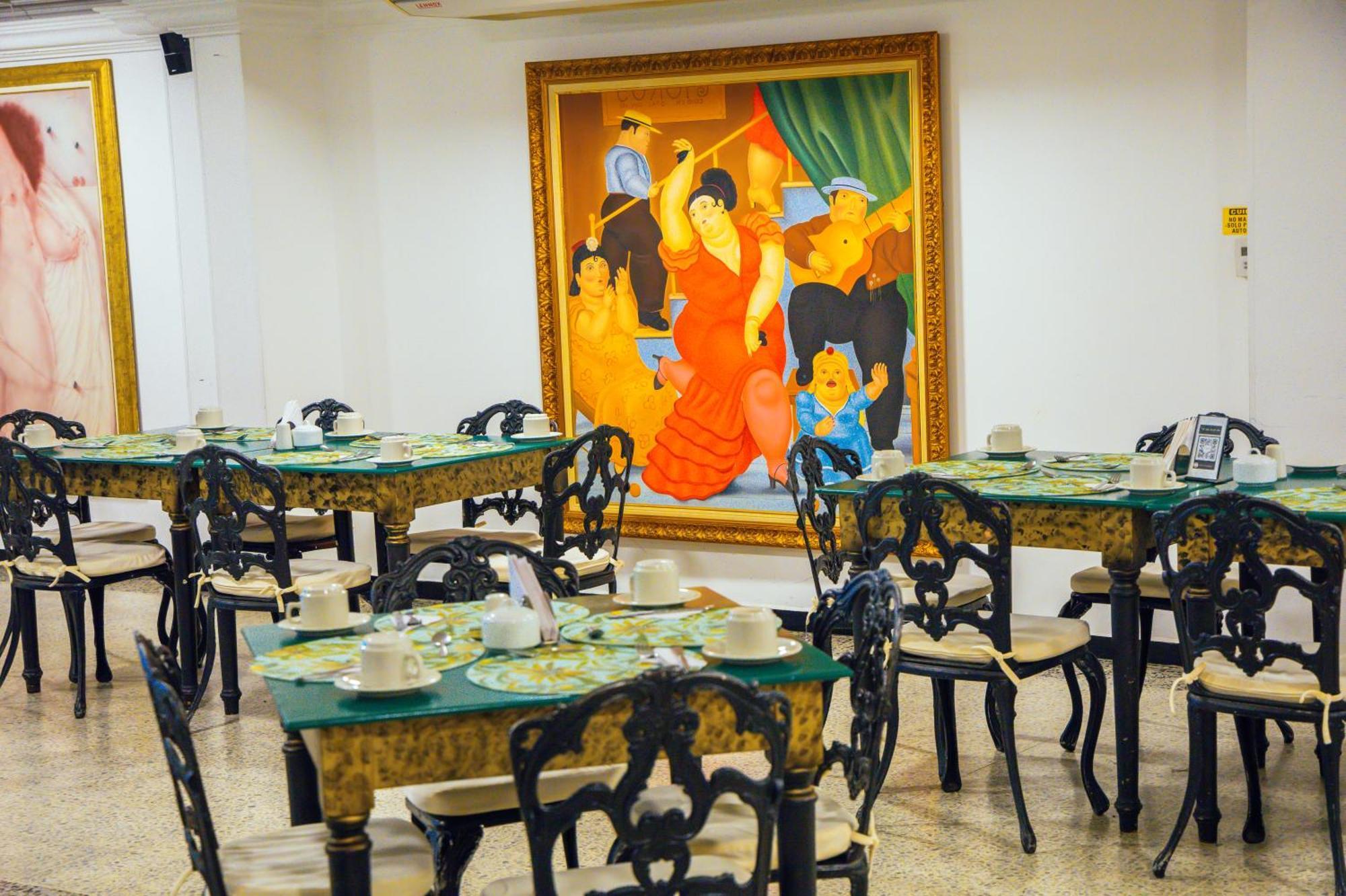 Tama Hotel Granada Real Кали Екстериор снимка